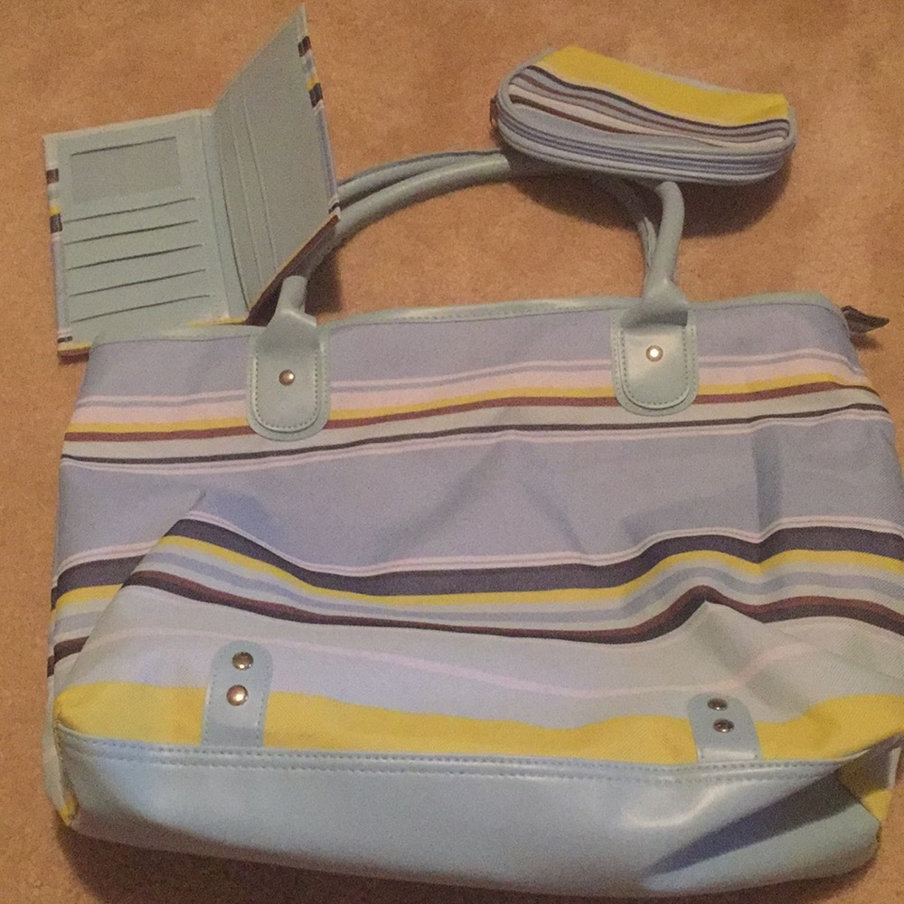 NWOT 3 Piece Striped Beach/Pool Bag Set
